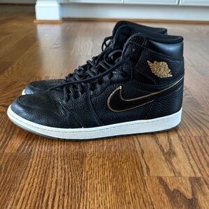 Black and Gold Men's Sneakers